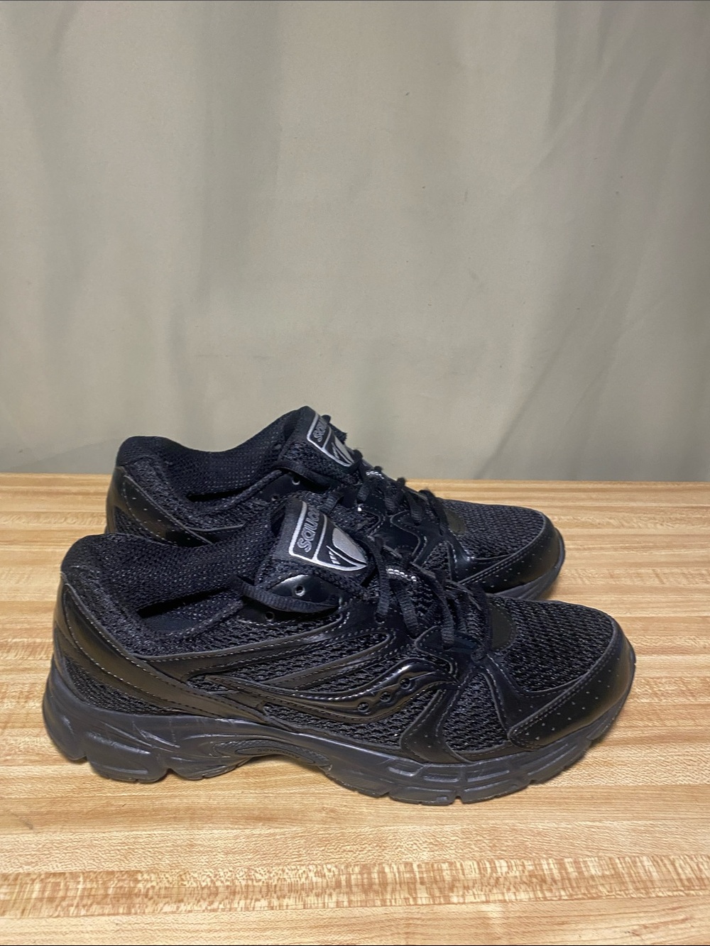 Saucony Ride Millennium Black Black Sneakers   10.5/WMNS 12